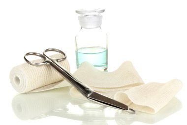 beyaz izole sarmak için İlkyardım çantası