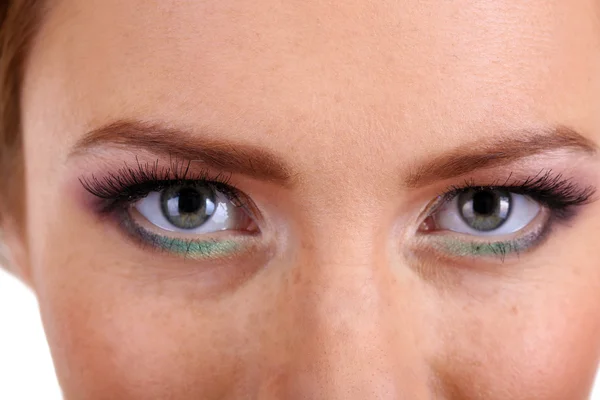 Lindos olhos femininos com maquiagem brilhante, close-up — Fotografia de Stock