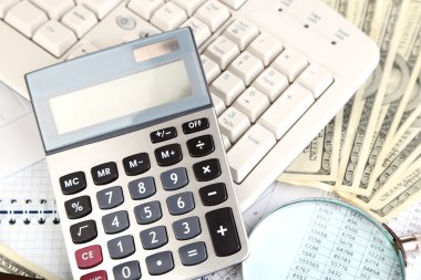 Finansal bilgiler ve para yakın çekim