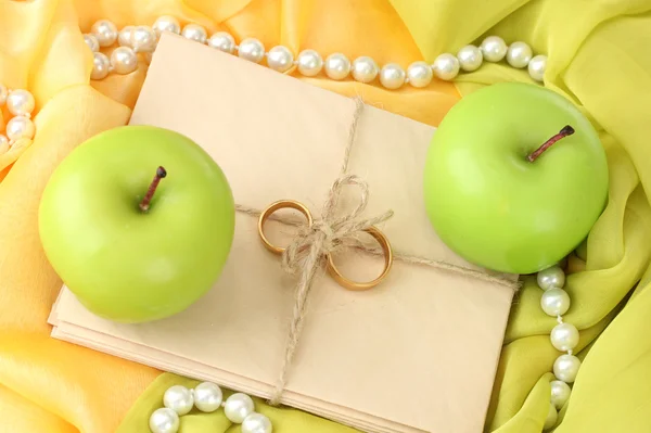 Konzeptionelle Foto-Hochzeit im Apfelstil — Stockfoto