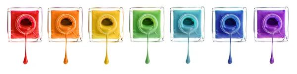 tırnak üzerinde beyaz izole cilalar