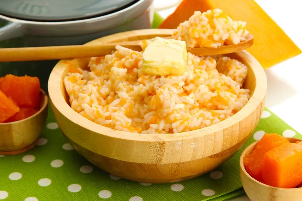 Prove mingau de arroz com abóbora, close-up — Fotografia de Stock