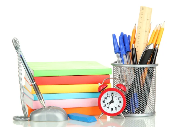 Fournitures scolaires et de bureau isolées sur blanc — Photo