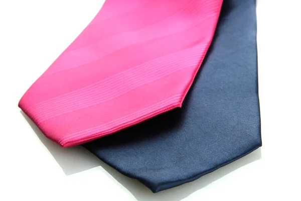 Różowe i niebieskie krawaty na białym tle — Zdjęcie stockowe