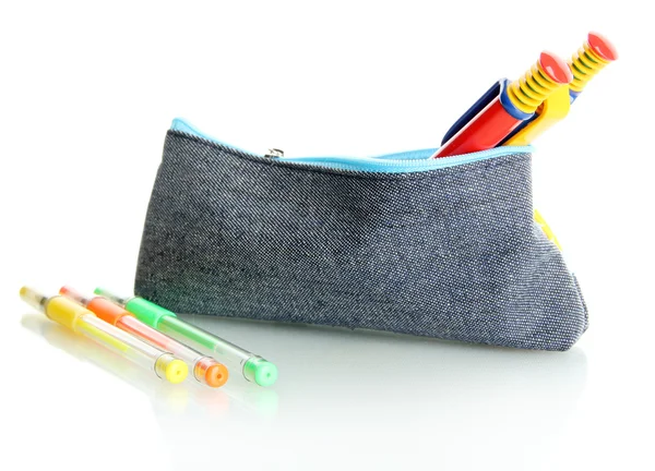 okul donanımları üzerinde beyaz izole kalem kutusu