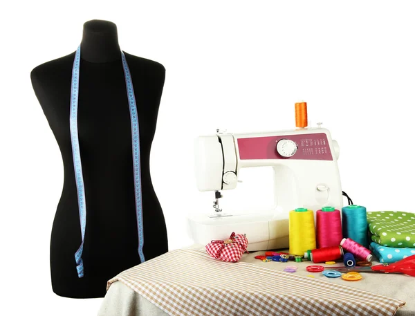 Naaimachine, pop en andere naaien apparatuur geïsoleerd op wit — Stockfoto