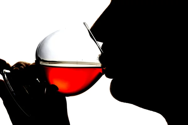 Silhuett av man dricka alkohol, isolerad på vit — Stockfoto