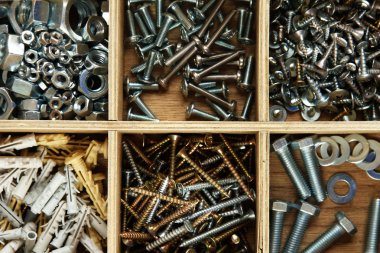 metal ahşap kutu cıvata, vida ve somunlar kapat