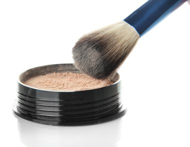 toz ve üzerinde beyaz izole fırça