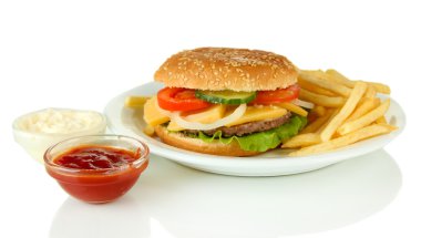 kızarmış patates, üzerine beyaz izole lezzetli çizburger