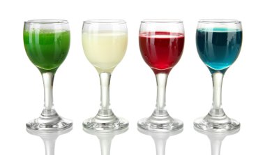 beyaz izole lezzetli renk likör