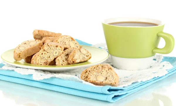 芳香族クッキー cantuccini と白で隔離されるコーヒー 1 杯 — ストック写真