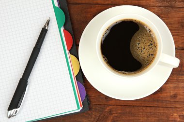 kahve worktable belgeleri ile kaplı üzerinde kapat