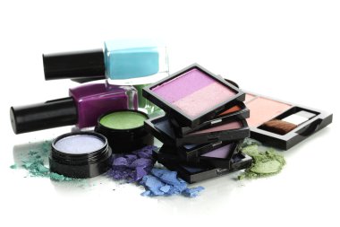 güzel parlak göz gölgeler ve tırnak cilası, üzerinde beyaz izole