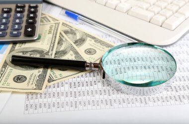 Finansal bilgiler ve para yakın çekim