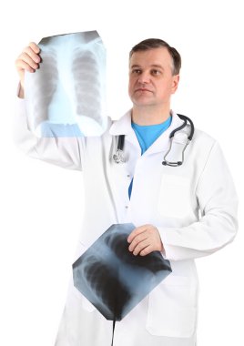 Tıp doktoru analizi, mühendislerimizin x-ray görüntüsü üzerinde beyaz izole