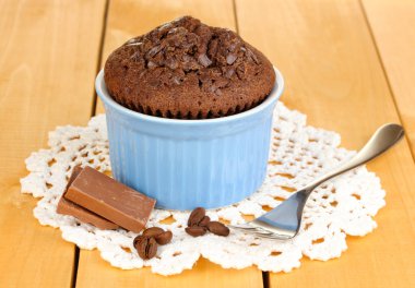 ahşap masa pişirme için kase cupcake