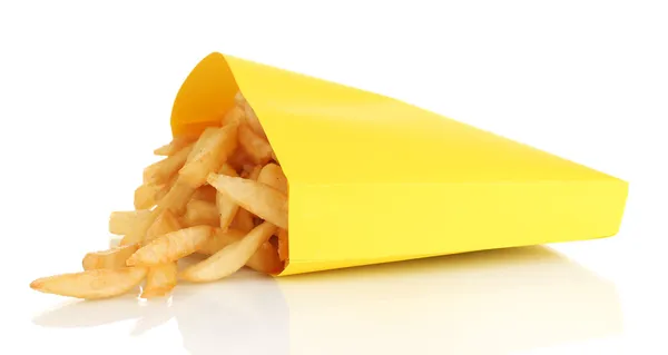 Papas fritas en bolsa de papel aislada en blanco — Foto de Stock