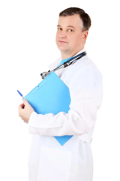 Médecin avec stéthoscope et presse-papiers isolés sur blanc — Photo