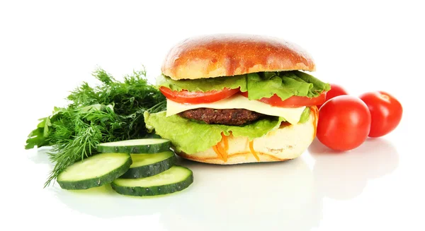 Grand et savoureux hamburger isolé sur blanc — Photo