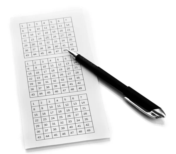 Bilhete de loteria e caneta, isolado em branco — Fotografia de Stock