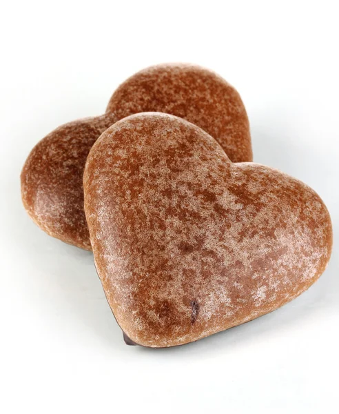 Biscuits au chocolat en forme de coeur isolé sur blanc — Photo