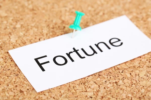 cork board üzerinde kelime servet ile kağıt üzerinde itme