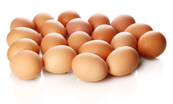 Viele Eier isoliert auf weiß — Stockfoto