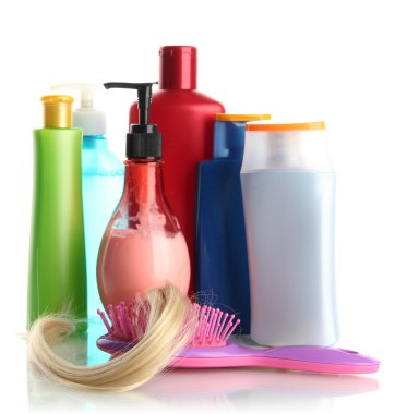 tarak fırça ile üzerine beyaz izole, saç ve Kozmetik Şişeler