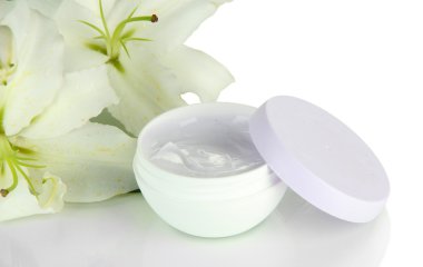 kozmetik krem ve beyaz izole güzel zambak