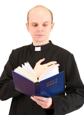 holly İncil, üzerinde beyaz izole ile rahip