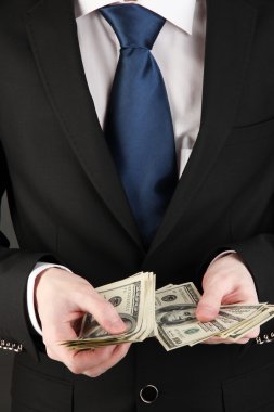 iş adamı para yakın çekim sayıları