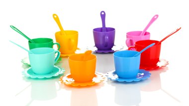 Çocuk plastik sofra üzerinde beyaz izole