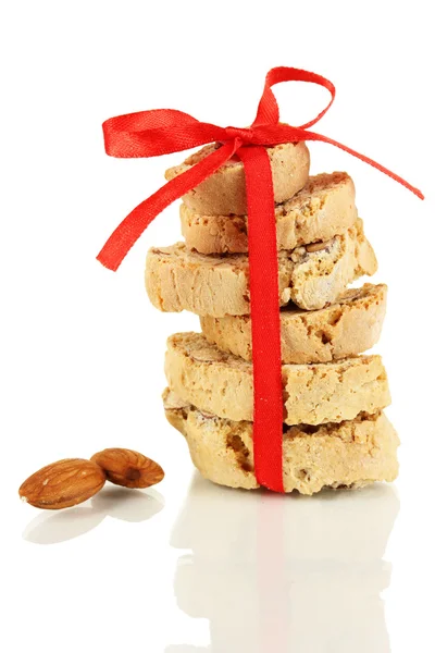 Aromatische cookies cantuccini geïsoleerd op wit — Stockfoto