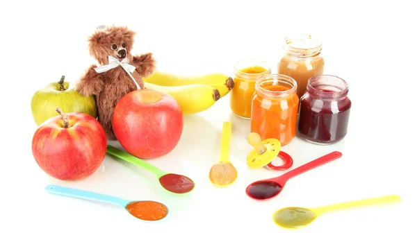 Purê de bebê com frutas isoladas em branco — Fotografia de Stock