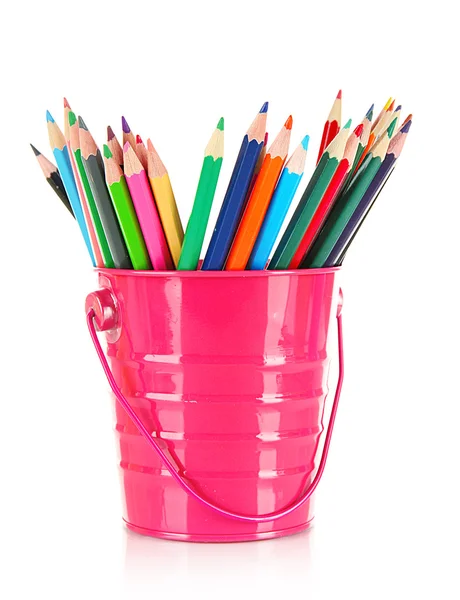 Lápis coloridos em balde isolado em branco — Fotografia de Stock