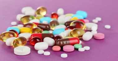 hap, Tablet ve kapsül mor zemin çeşitleri