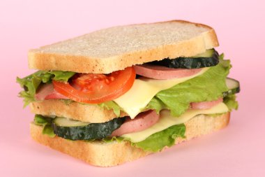 pembe bir arka plan üzerinde sandviç