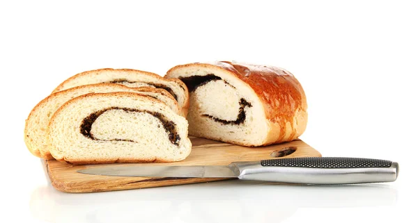 Chleb z makiem na deski do krojenia, na białym tle — Zdjęcie stockowe