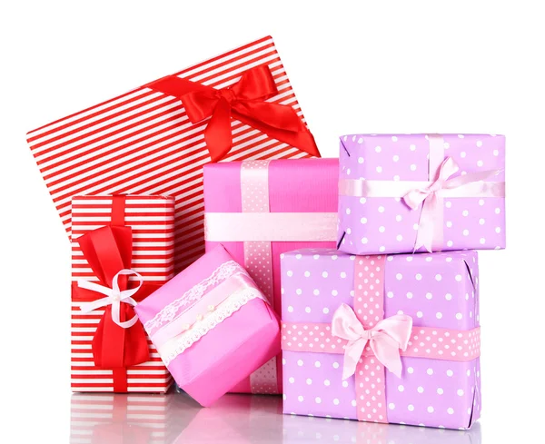 Cajas de regalo, envoltura festiva aislada en blanco — Foto de Stock