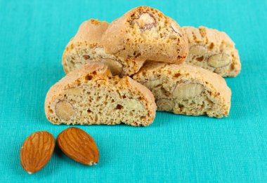 Mavi masada aromatik kurabiye cantuccini