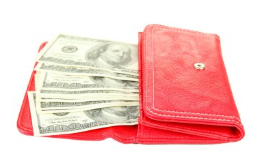 çanta üzerinde beyaz izole yüz dolarlık banknot ile