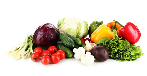Čerstvá zelenina izolovaná na bílém — Stock fotografie