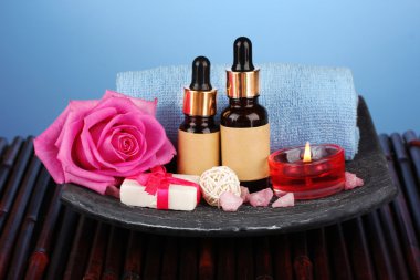 Spa ayar mavi zemin üzerine