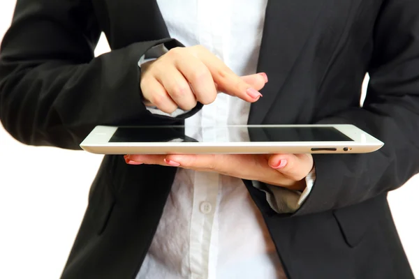 Junge Geschäftsfrau arbeitet an digitalem Tablet, Nahaufnahme, isoliert auf weiß — Stockfoto