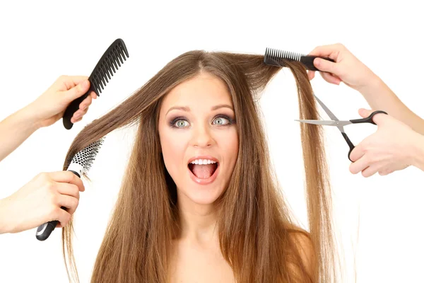 Vrouw met lange haren in de schoonheidssalon, geïsoleerd op wit — Stockfoto
