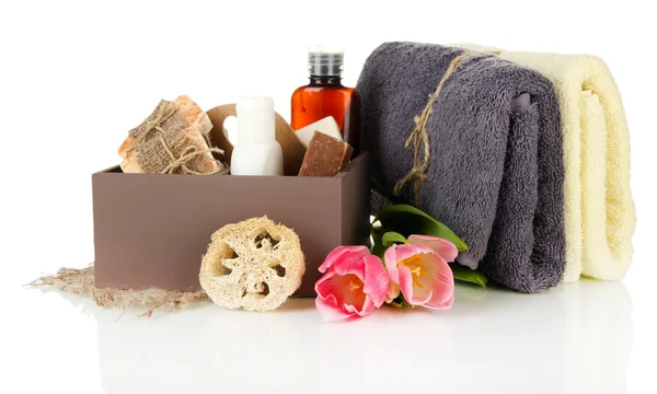 Composición de frascos cosméticos y jabón en cajón, aislado en blanco — Foto de Stock