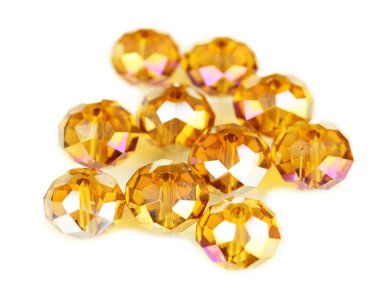 mücevher taşları üzerinde beyaz izole