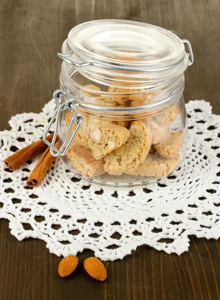 Aromatic cookies cantuccini on bank on wooden table close-up — Stock Photo, Image