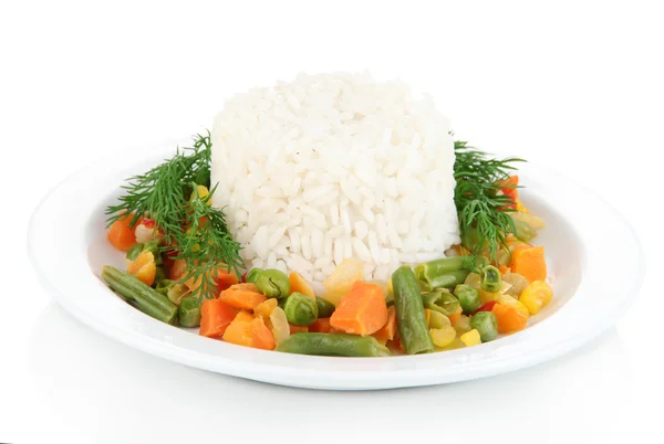 Heerlijke risotto met groenten geïsoleerd op wit — Stockfoto